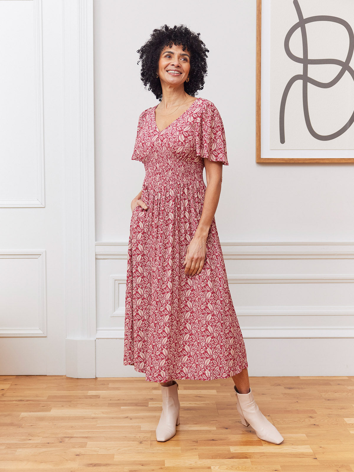 Maddie Short Sleeve Dress - Maroon Leaf Print