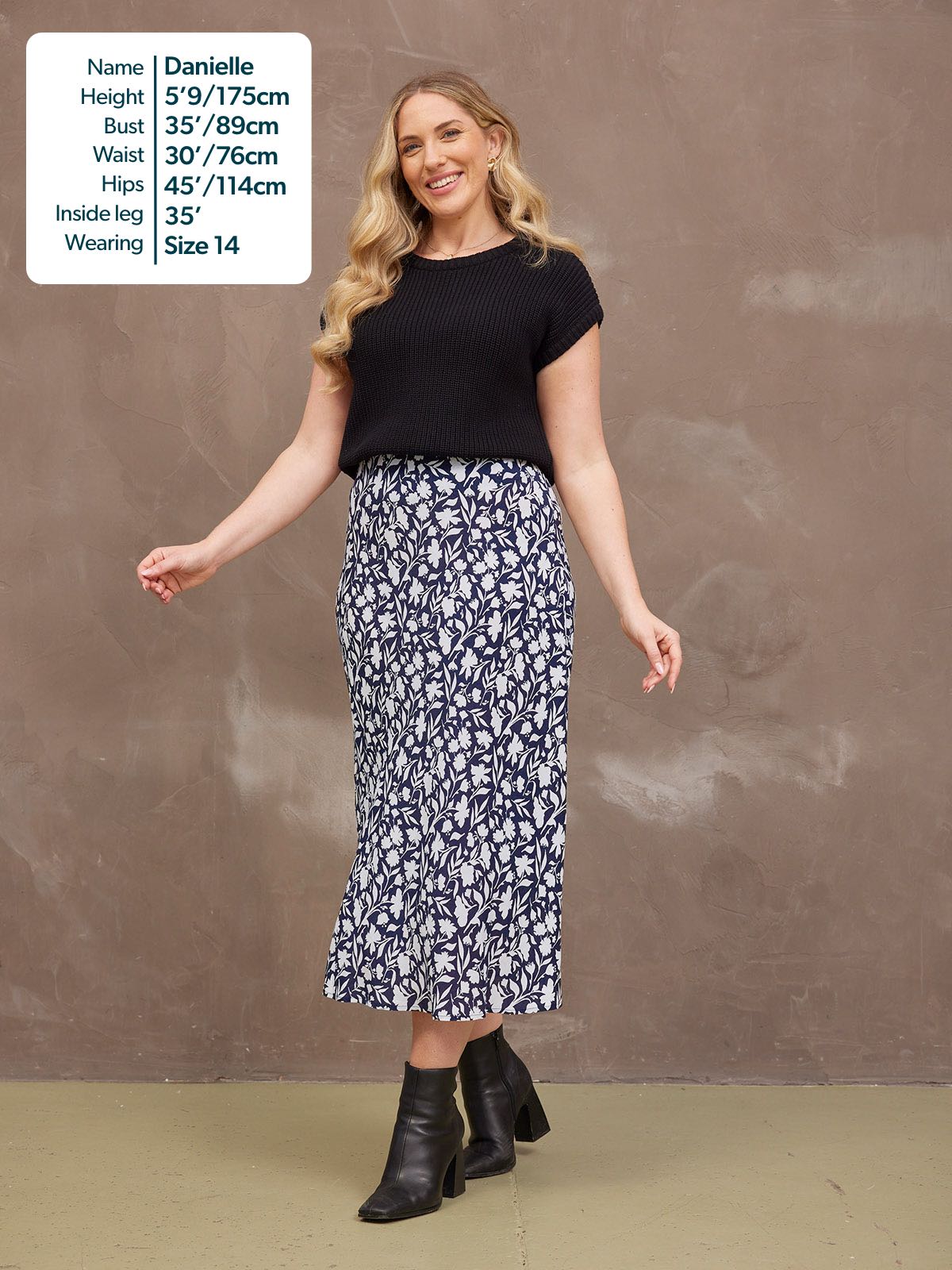 Isabelle Bias Cut Skirt - Monochrome Floral Print